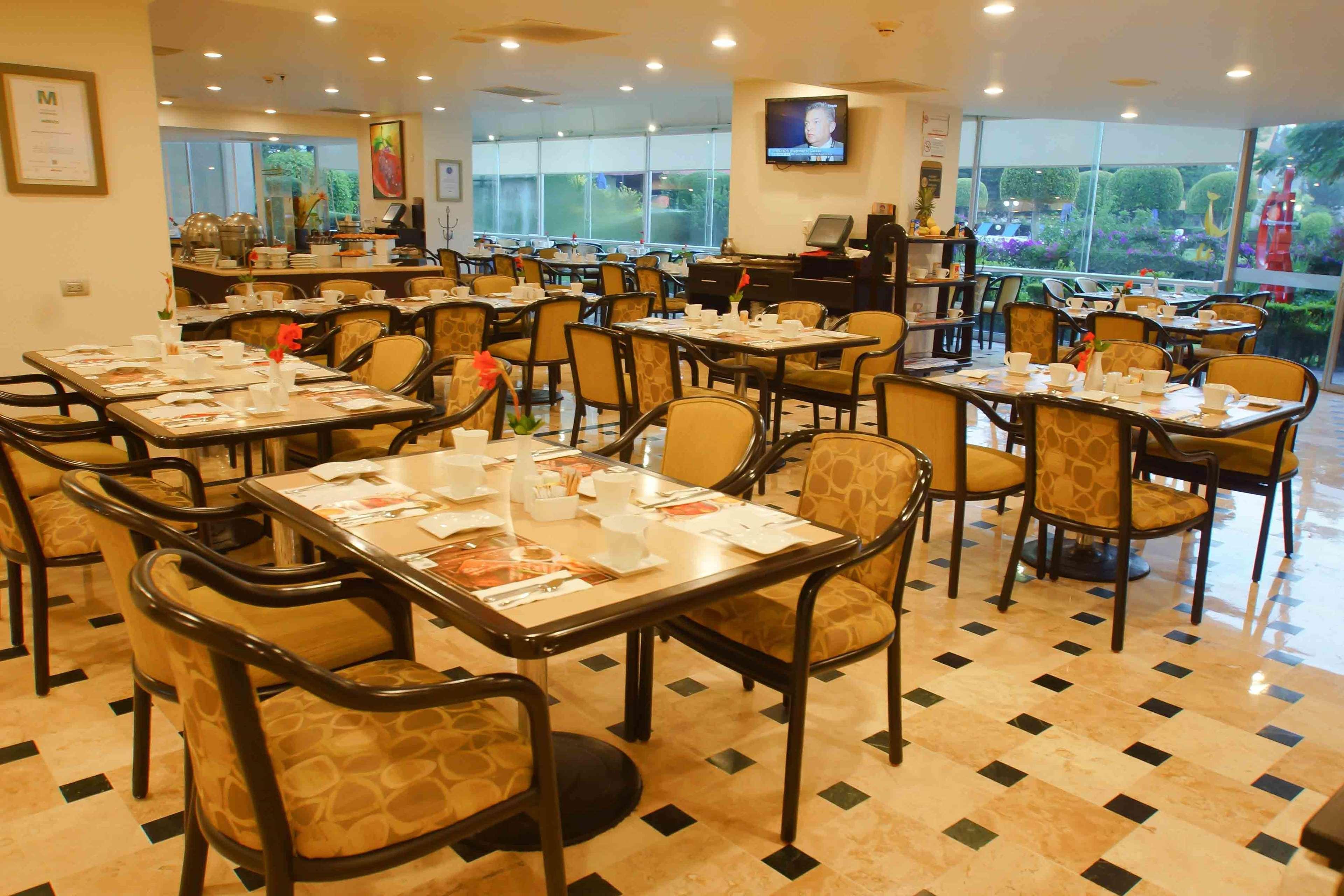 莫雷利亚格兰贝斯特韦斯特plus酒店 外观 照片 The restaurant